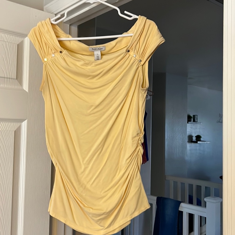 White House Black Market top size large yellow